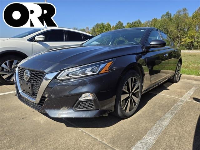 2022 Nissan Altima 2.5 SV Sedan