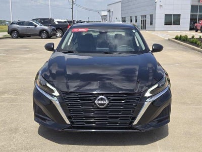 2025 Nissan Altima SV FWD