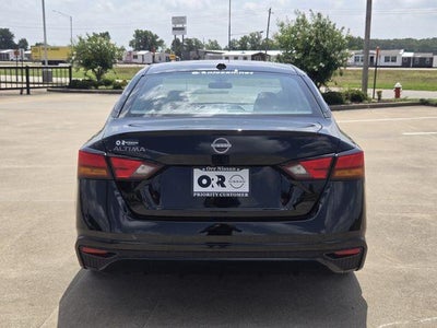2025 Nissan Altima SV FWD