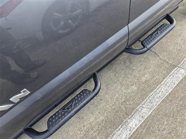 2024 Nissan Titan 4x4 Crew Cab SV