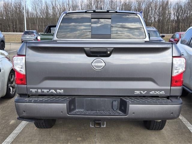 2024 Nissan Titan 4x4 Crew Cab SV