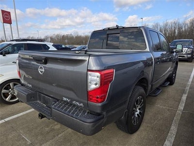 2024 Nissan Titan 4x4 Crew Cab SV