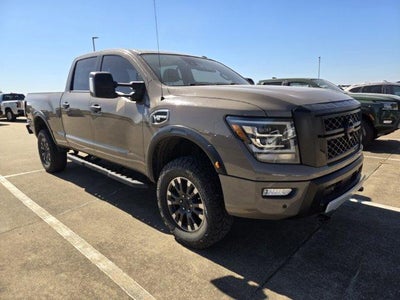 2021 Nissan Titan XD 4x4 Crew Cab PRO-4X