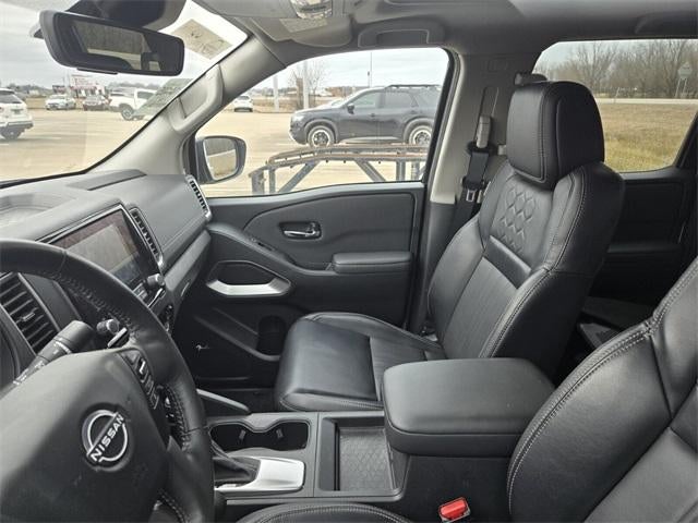 2024 Nissan Frontier Crew Cab 4x2 SL