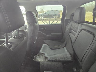 2024 Nissan Frontier Crew Cab 4x2 SL