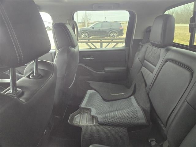 2024 Nissan Frontier Crew Cab 4x2 SL