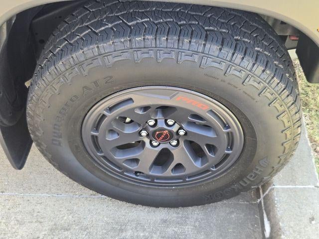 2025 Nissan Frontier Crew Cab 4x4 PRO-4X