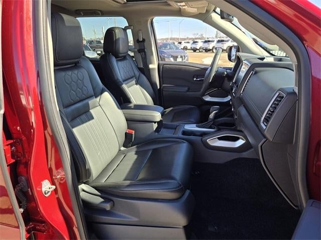 2024 Nissan Frontier Crew Cab 4x4 SL