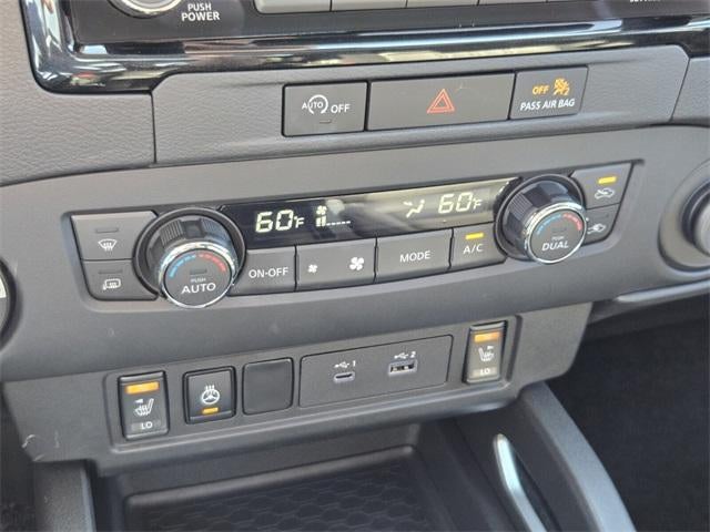 2024 Nissan Frontier Crew Cab 4x4 SL