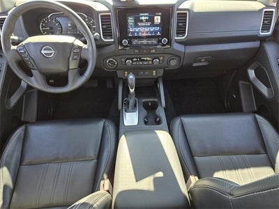 2024 Nissan Frontier Crew Cab 4x4 SL