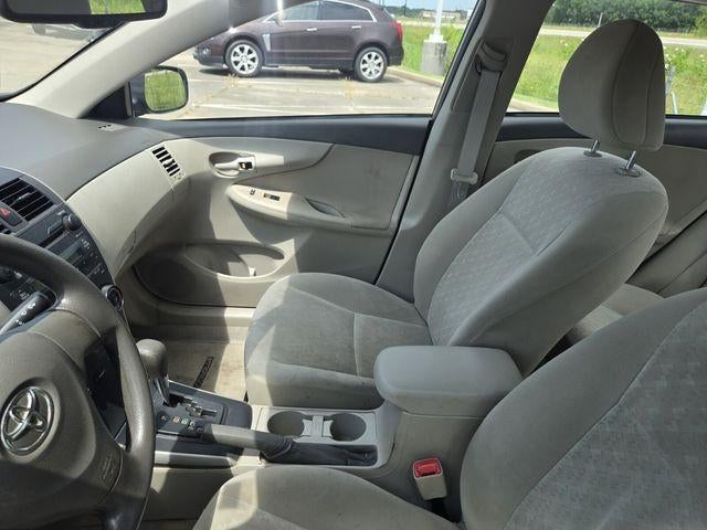 2009 Toyota Corolla 4dr Sdn Auto (Natl)