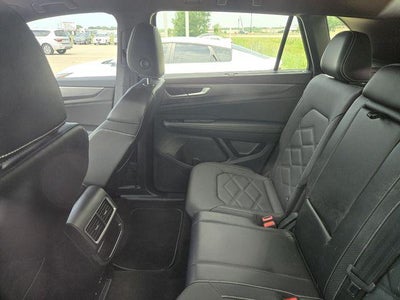 2024 Volkswagen Atlas Cross Sport 2.0T SE w/Technology FWD