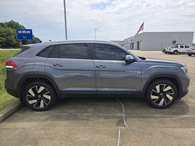 2024 Volkswagen Atlas Cross Sport 2.0T SE w/Technology FWD