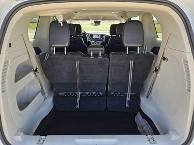2023 Chrysler Pacifica Touring L FWD