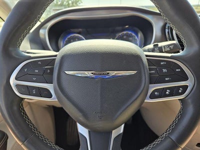 2023 Chrysler Pacifica Touring L FWD