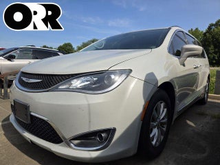 2017 Chrysler Pacifica Touring-L FWD