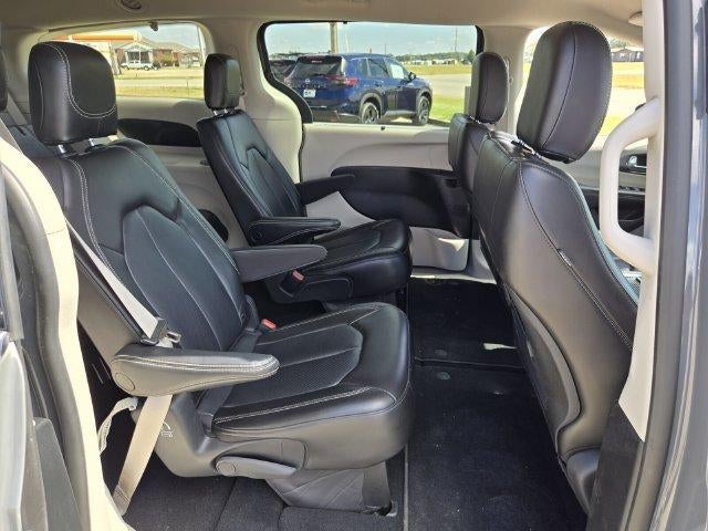 2023 Chrysler Pacifica Touring L FWD
