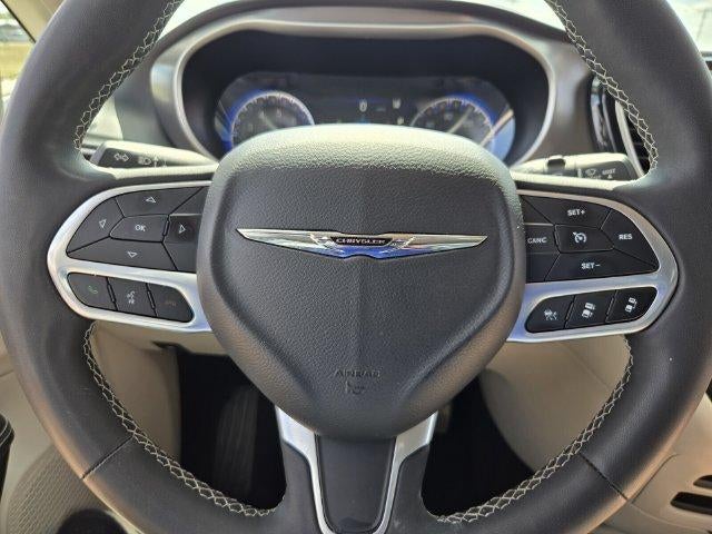 2023 Chrysler Pacifica Touring L FWD