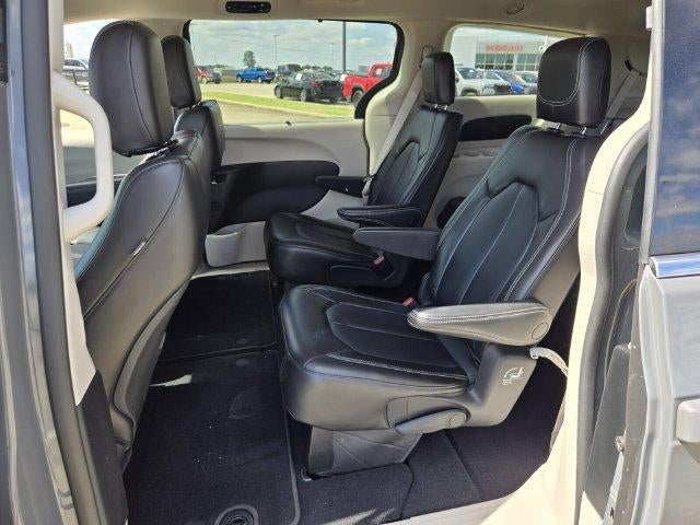 2023 Chrysler Pacifica Touring L FWD