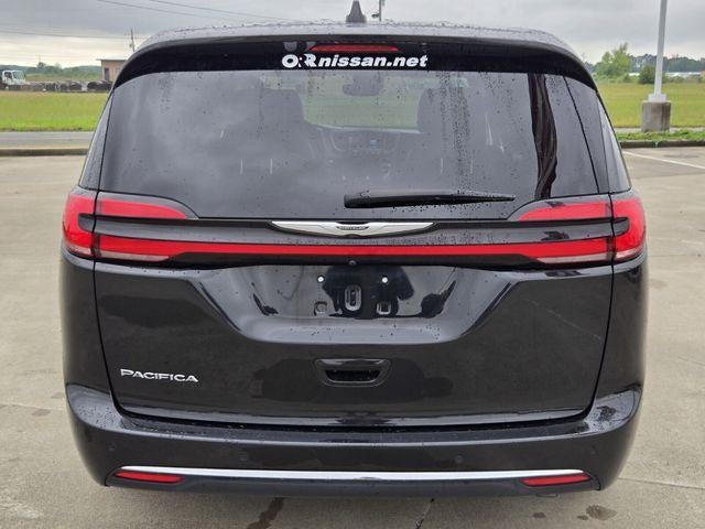 2023 Chrysler Pacifica Touring L FWD
