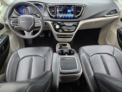 2023 Chrysler Pacifica Touring L FWD