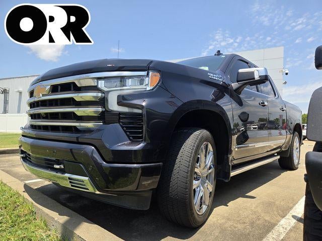2022 Chevrolet Silverado 1500 Crew Cab Short Box 4-Wheel Drive High Country