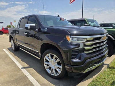 2022 Chevrolet Silverado 1500 Crew Cab Short Box 4-Wheel Drive High Country