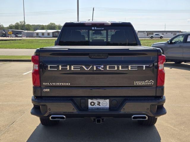 2022 Chevrolet Silverado 1500 Crew Cab Short Box 4-Wheel Drive High Country