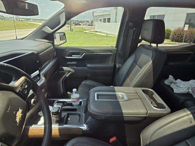 2022 Chevrolet Silverado 1500 Crew Cab Short Box 4-Wheel Drive High Country