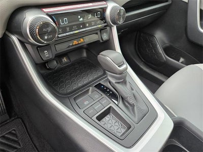 2024 Toyota RAV4 XLE Premium FWD (Natl)