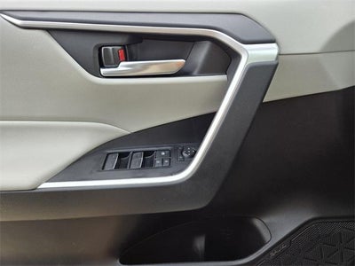 2024 Toyota RAV4 XLE Premium FWD (Natl)