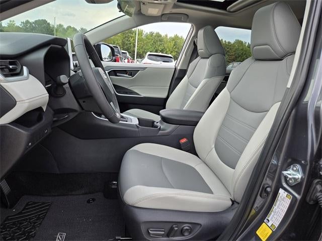 2024 Toyota RAV4 XLE Premium FWD (Natl)