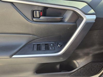 2024 Toyota RAV4 LE FWD (GS)