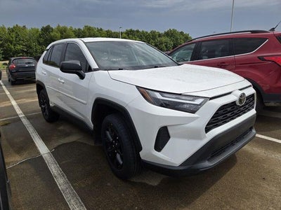 2024 Toyota RAV4 LE FWD (GS)