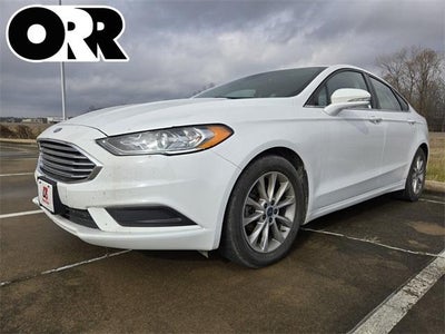 2017 Ford Fusion SE FWD