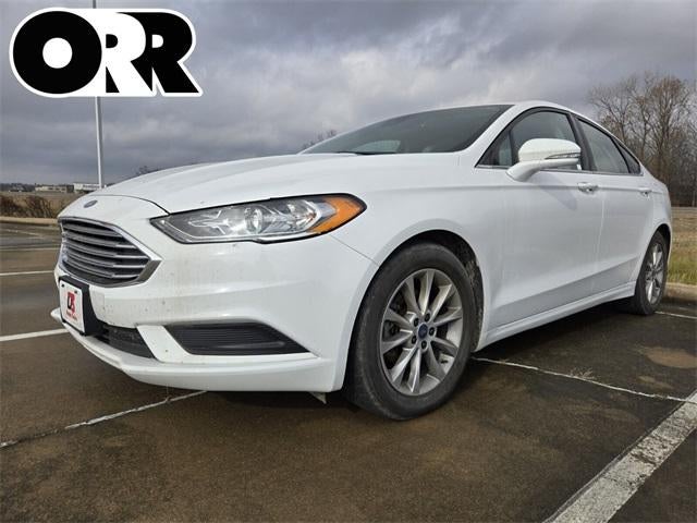 2017 Ford Fusion SE FWD