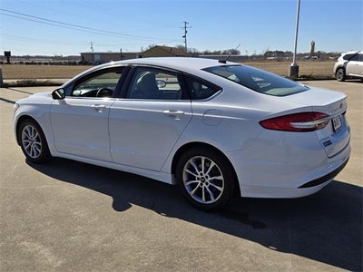 2017 Ford Fusion SE FWD