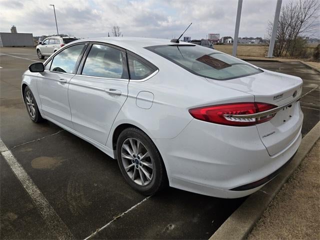 2017 Ford Fusion SE FWD