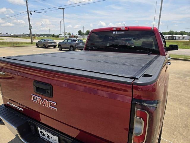 2018 GMC Sierra 1500 Crew Cab Short Box 4-Wheel Drive SLT