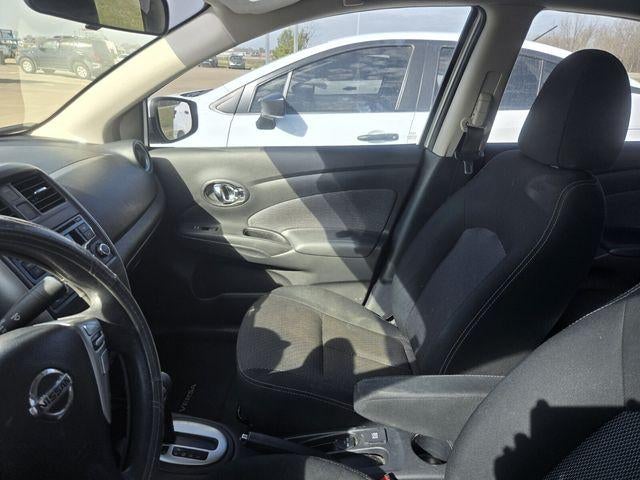 2015 Nissan Versa 4dr Sdn CVT 1.6 SV