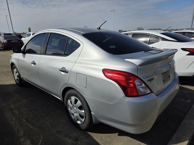 2015 Nissan Versa 4dr Sdn CVT 1.6 SV