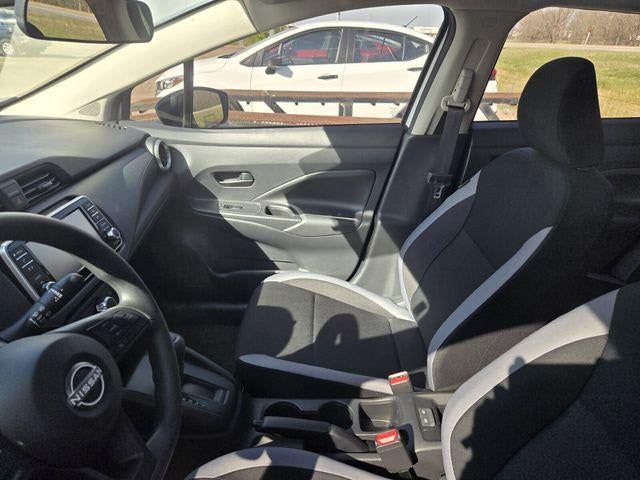 2025 Nissan Versa S CVT