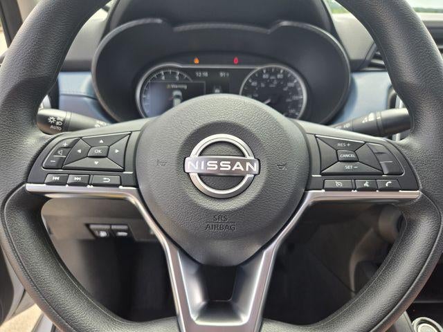 2025 Nissan Versa SV CVT