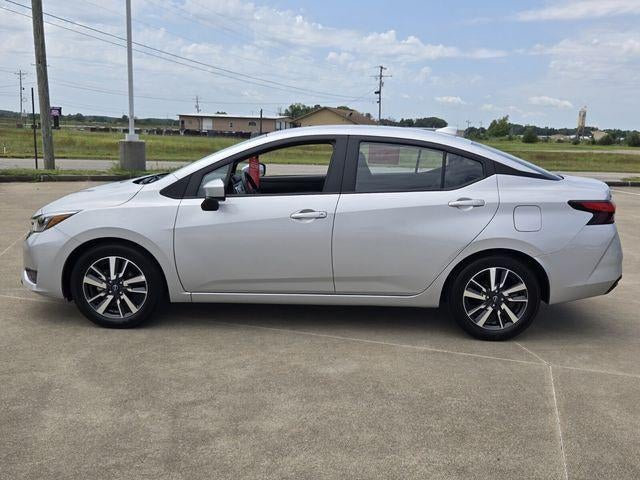 2025 Nissan Versa SV CVT