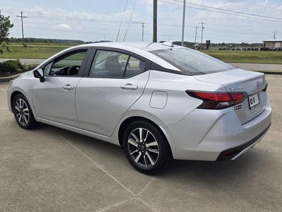 2025 Nissan Versa SV CVT