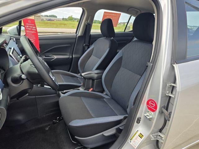 2025 Nissan Versa SV CVT