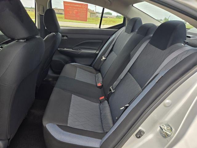 2025 Nissan Versa SV CVT