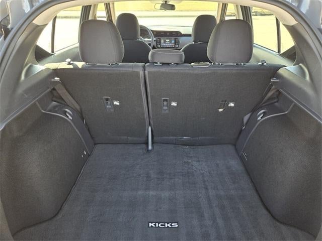 2021 Nissan Kicks SV FWD