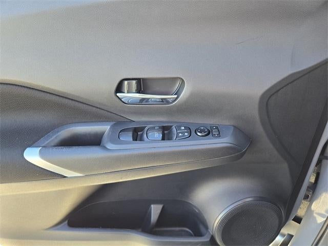 2021 Nissan Kicks SV FWD