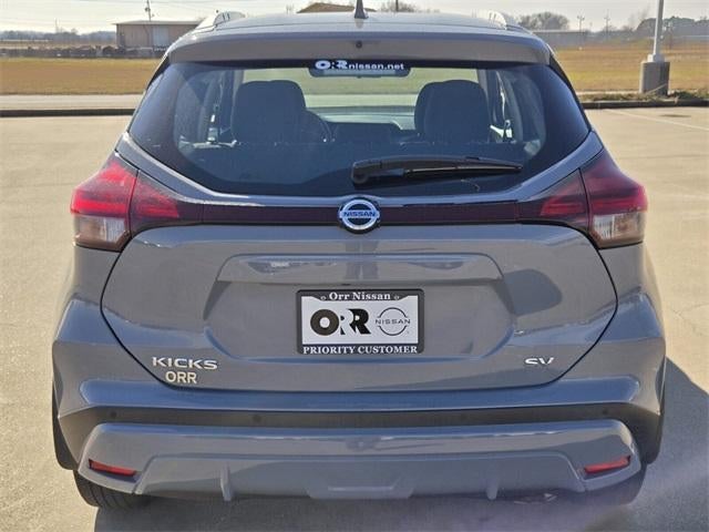2021 Nissan Kicks SV FWD